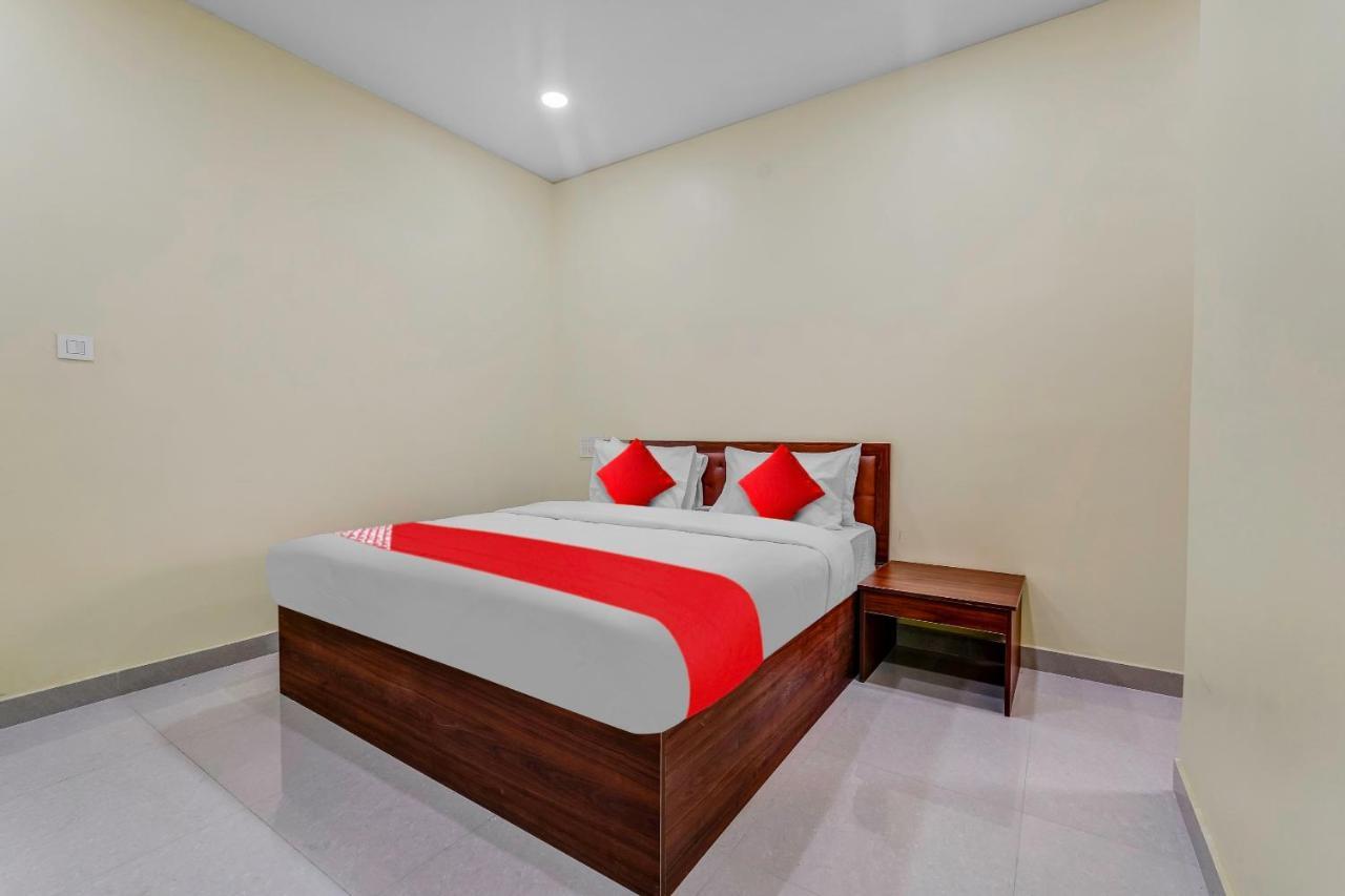 Oyo Flagship Hotel Ayodhya Бангалор Экстерьер фото
