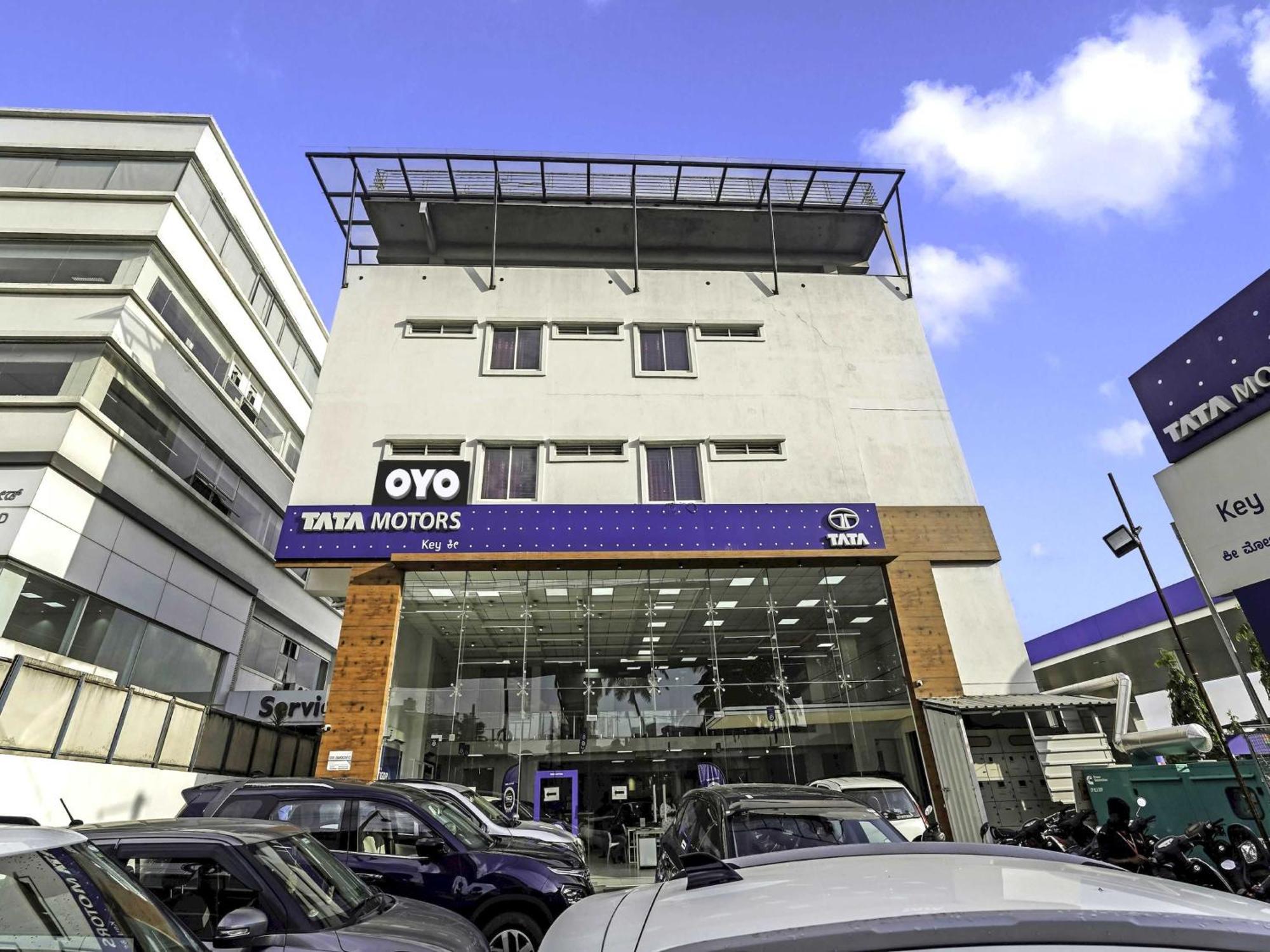 Oyo Flagship Hotel Ayodhya Бангалор Экстерьер фото