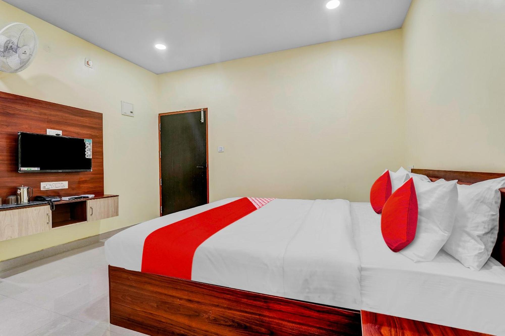 Oyo Flagship Hotel Ayodhya Бангалор Экстерьер фото